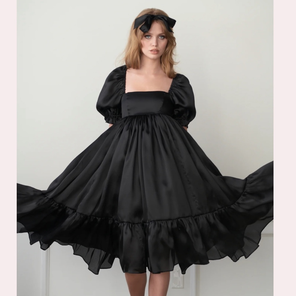 Selkie The Caviar Silk Satin Organza French Puff Dress NWT Size Medium M